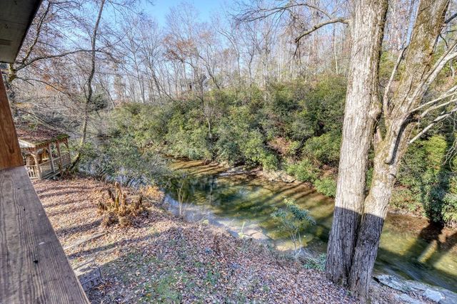 2175 E Old Hwy 64, Hayesville, NC 28904