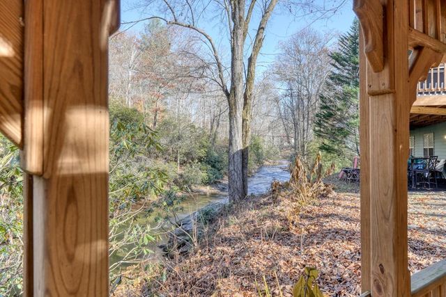 2175 E Old Hwy 64, Hayesville, NC 28904