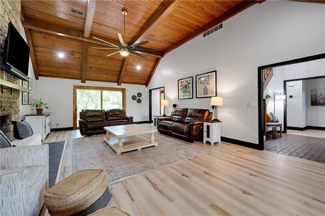 13112 Smart Road, Lee's Summit, MO 64086