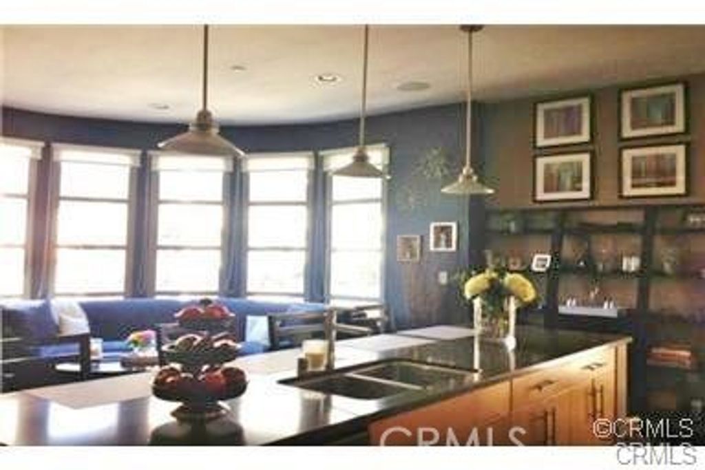 Image 1 of property listing at 133 The Promenade N 105, Long Beach, CA 90802