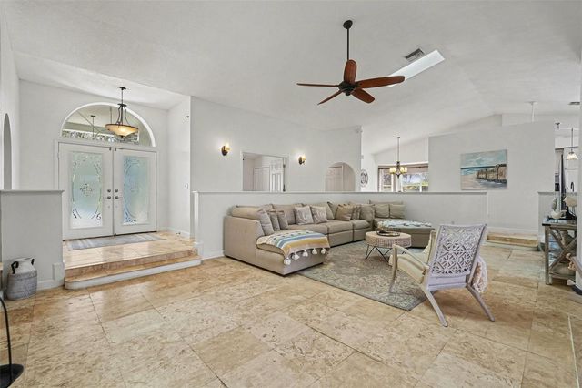 11009 WOODLAND WATERS BOULEVARD, Weeki Wachee, FL 34613