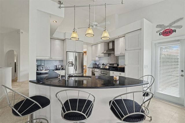 11009 WOODLAND WATERS BOULEVARD, Weeki Wachee, FL 34613