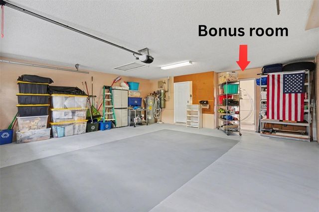 11009 WOODLAND WATERS BOULEVARD, Weeki Wachee, FL 34613