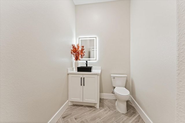 913 Santa Anna Lane, La Porte, TX 77571