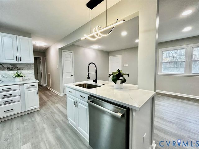 14027 Starpine Ln, Chester, VA 23836