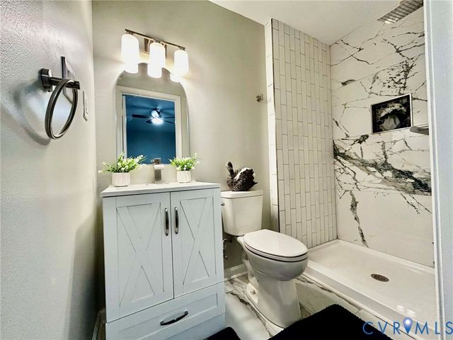 14027 Starpine Ln, Chester, VA 23836