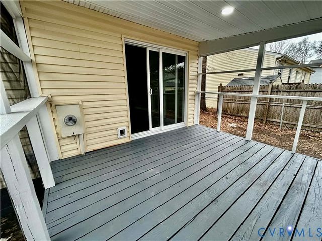 14027 Starpine Ln, Chester, VA 23836