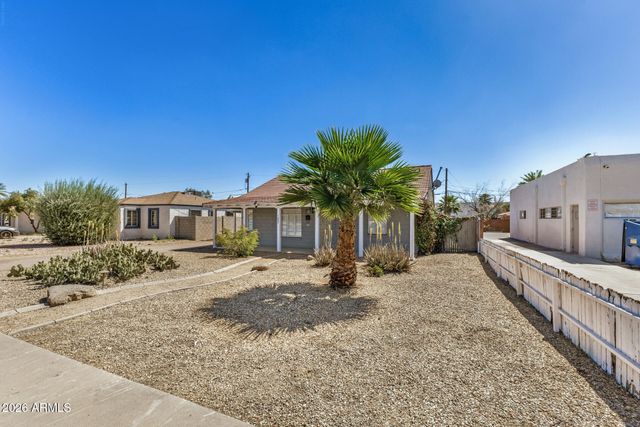1837 W ROMA Avenue, Phoenix, AZ 85015