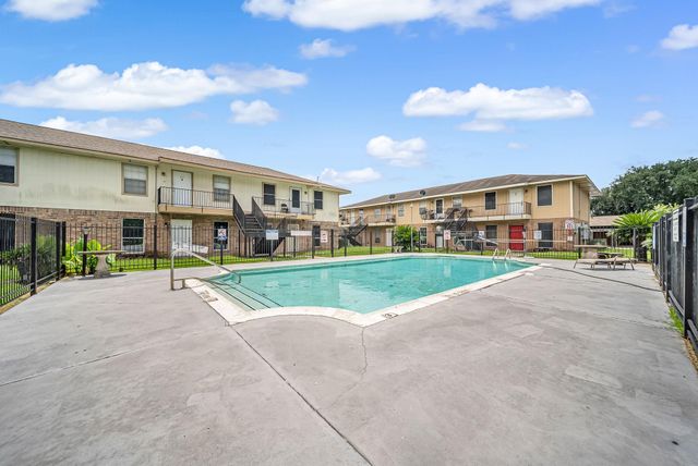 3368 Burke Road 163, Pasadena, TX 77504