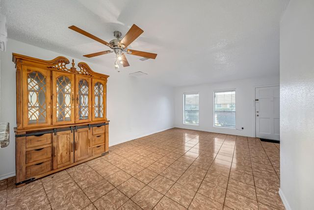 3368 Burke Road 163, Pasadena, TX 77504