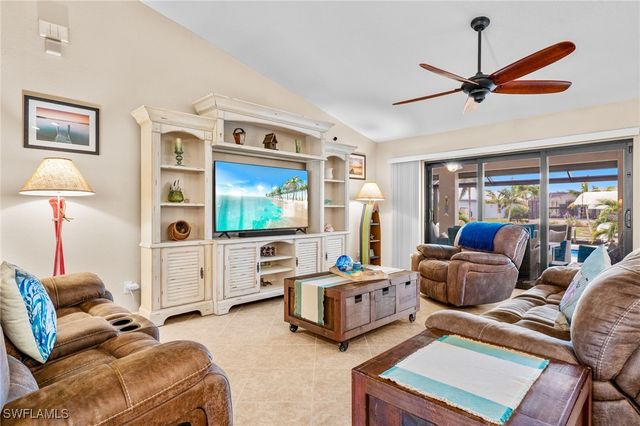 1729 SW 44th TER, Cape Coral, FL 33914