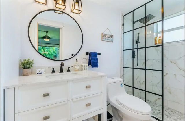 2521 NE 51st Street, Lighthouse Point, FL 33064