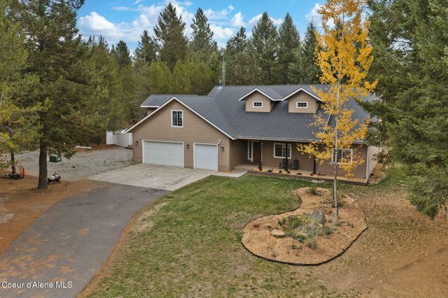 24704 N Hunters Grove CT, Rathdrum, ID 83858 property photo