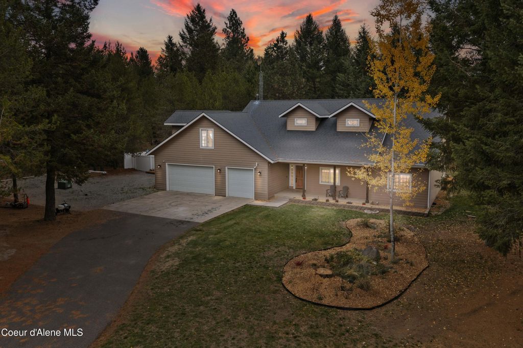 24704 N Hunters Grove CT, Rathdrum, ID 83858 photo 3