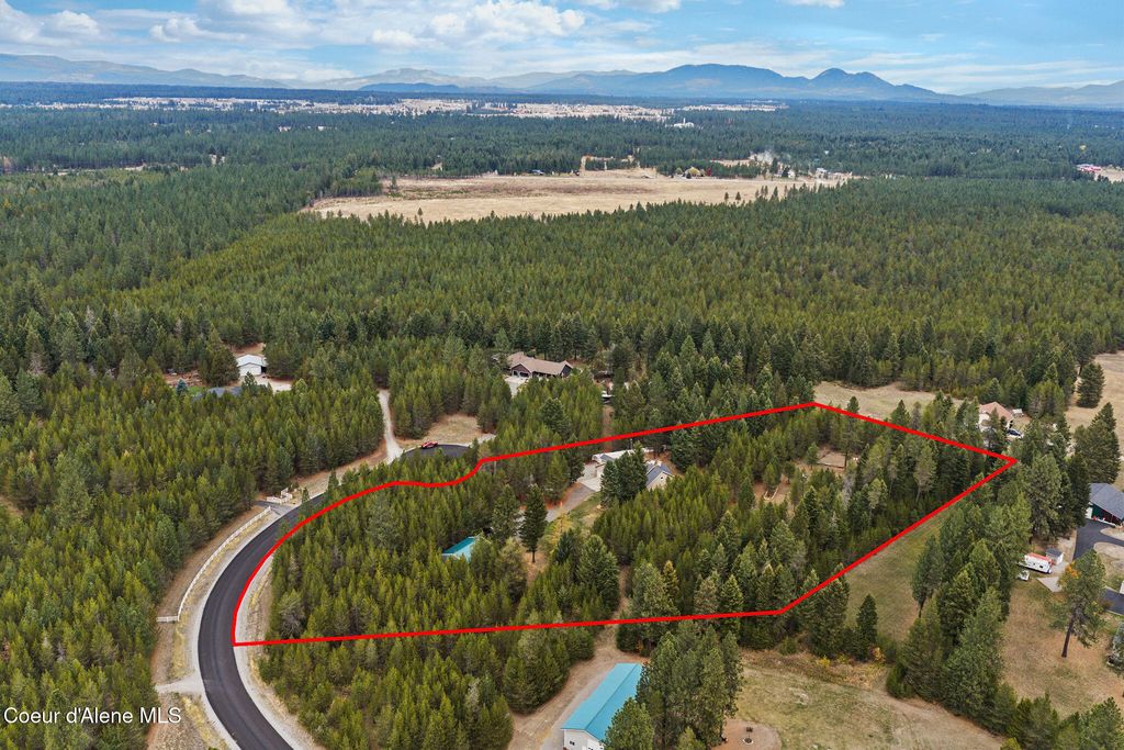 24704 N Hunters Grove CT, Rathdrum, ID 83858 photo 4