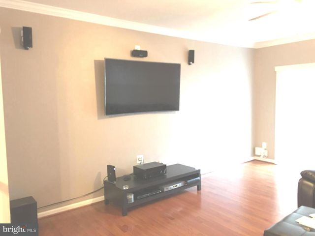 2889 CHINKAPIN OAK LN, Woodbridge, VA 22191