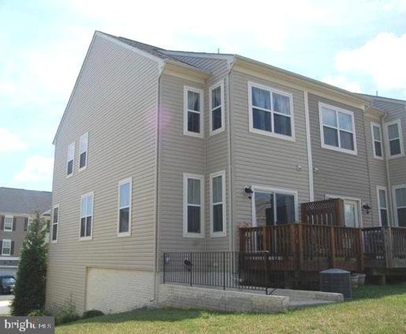 2889 CHINKAPIN OAK LN, Woodbridge, VA 22191