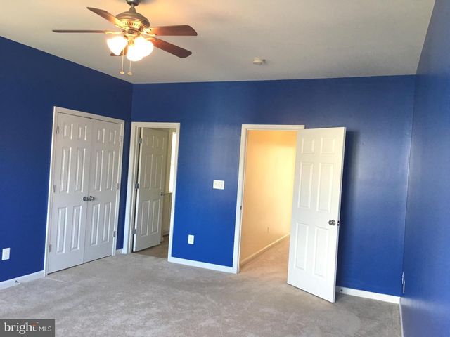 2889 CHINKAPIN OAK LN, Woodbridge, VA 22191