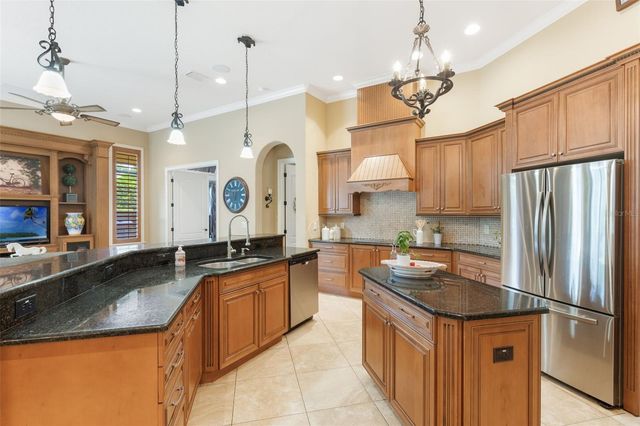 25514 HIGH HAMPTON CIRCLE, Sorrento, FL 32776