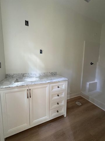 4344 Mineola Ave., Little River, SC 29566