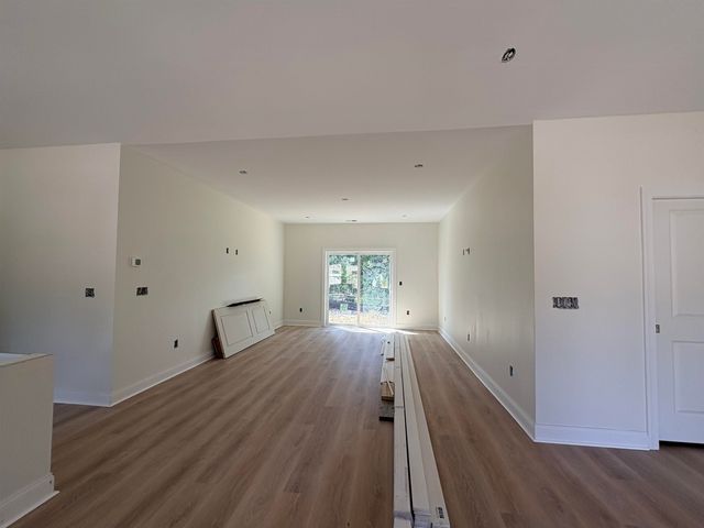 4344 Mineola Ave., Little River, SC 29566