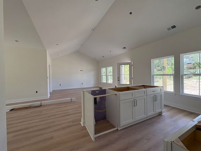 4344 Mineola Ave., Little River, SC 29566