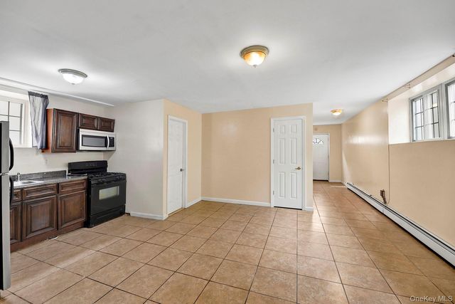 15714 Baisley Boulevard, Rochdale, NY 11434