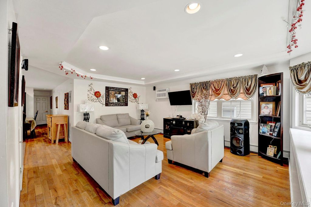 15714 Baisley Boulevard, Rochdale, NY 11434 — photo 3