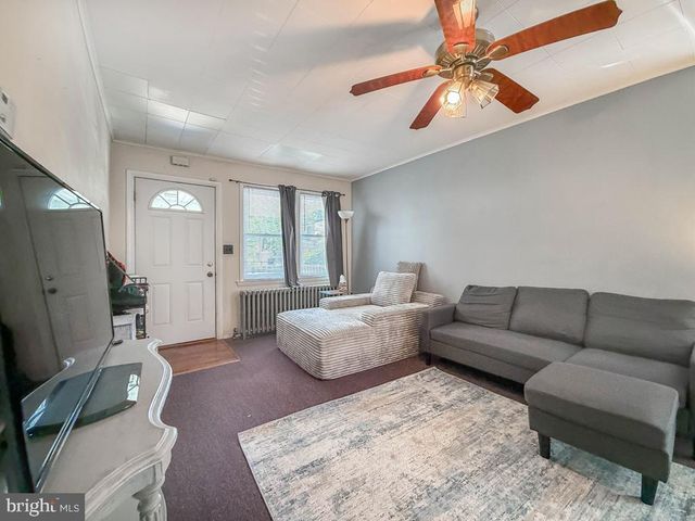 1157 NESHAMINY, Feasterville Trevose, PA 19053