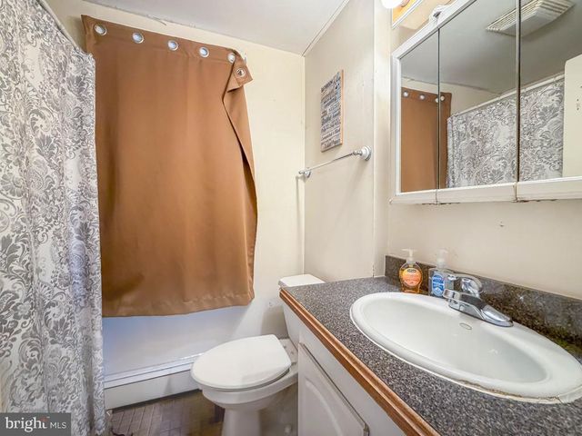 1157 NESHAMINY, Feasterville Trevose, PA 19053