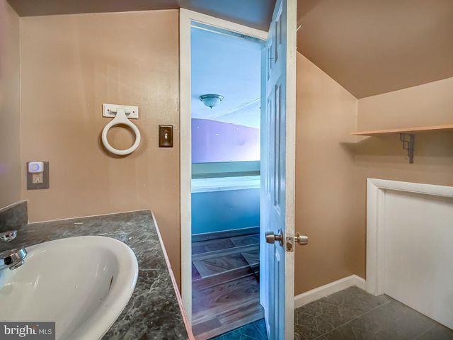 1157 NESHAMINY, Feasterville Trevose, PA 19053
