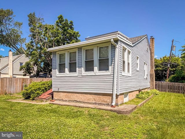 1157 NESHAMINY, Feasterville Trevose, PA 19053