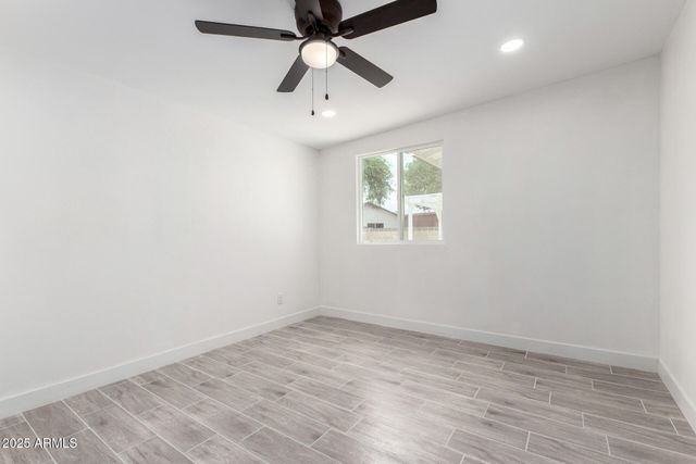 8104 N 45TH Avenue, Glendale, AZ 85302