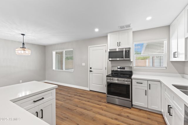 724 W Missouri Avenue, Phoenix, AZ 85013