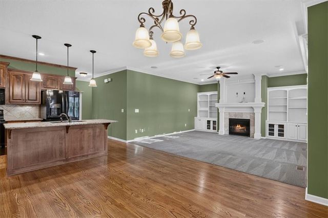 4776 SW Leafwing Drive, Lee's Summit, MO 64082