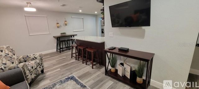 6802 N BOULEVARD, Tampa, FL 33604