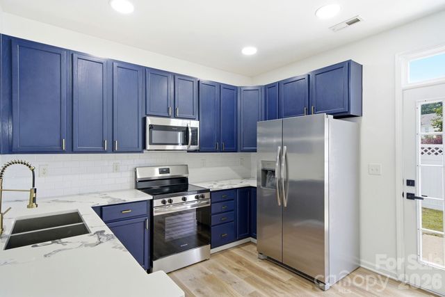 14237 Tamarack Drive, Charlotte, NC 28278