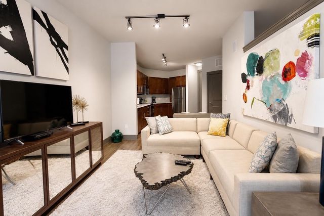 2910 Milam St Street 1421, Houston, TX 77006