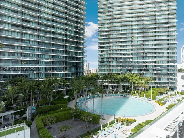650 NE 32nd St 802, Miami, FL 33137