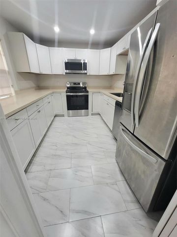 903 Cypress Ter 205, Pompano Beach, FL 33069