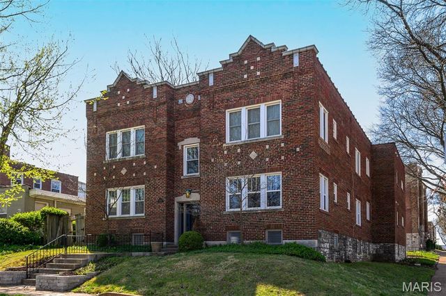 6636 San Bonita Avenue 1E, Clayton, MO 63105