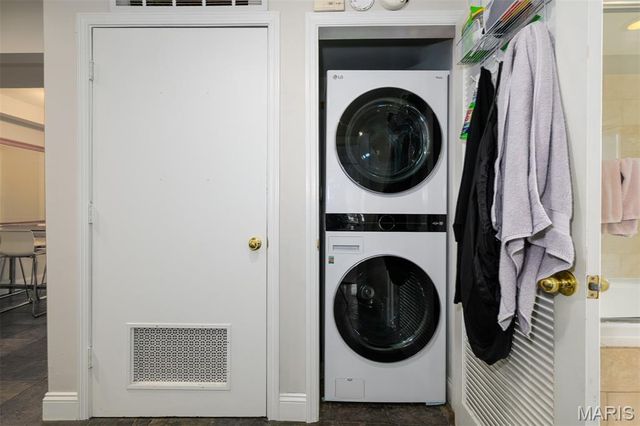 6636 San Bonita Avenue 1E, Clayton, MO 63105