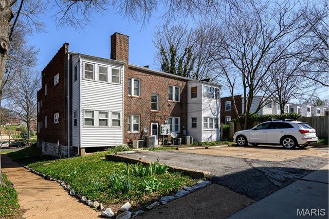 6636 San Bonita Avenue 1E, Clayton, MO 63105