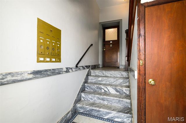 6636 San Bonita Avenue 1E, Clayton, MO 63105