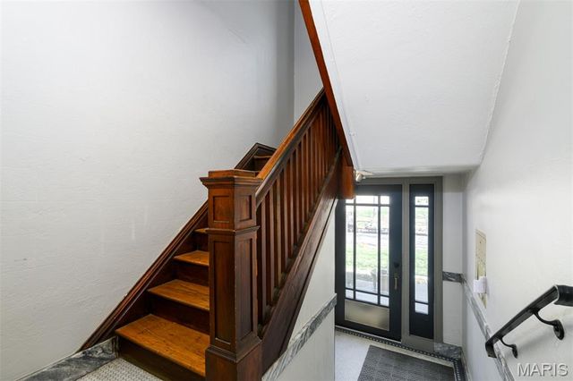 6636 San Bonita Avenue 1E, Clayton, MO 63105