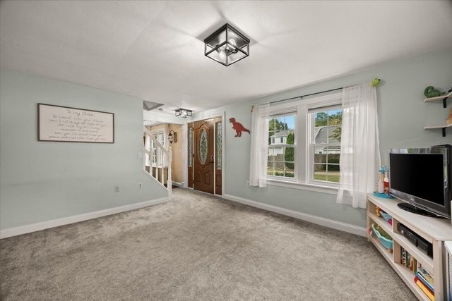 155 Commonwealth Ave, Attleboro, MA 02703