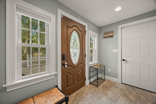 155 Commonwealth Ave, Attleboro, MA 02703