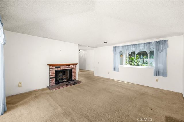 1225 Tamarisk, Upland, CA 91784