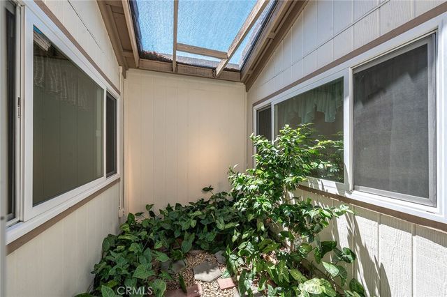 1225 Tamarisk, Upland, CA 91784