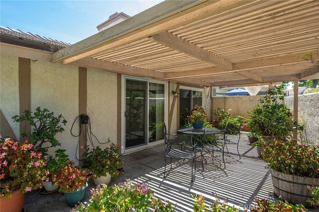 1225 Tamarisk, Upland, CA 91784